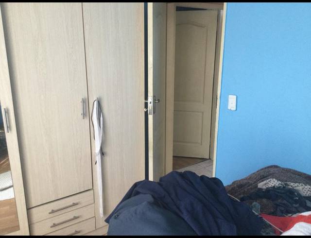 2 BEDROOM HOUSE FOR SALE IN ALEXANDRA
